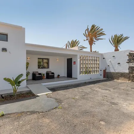 Ternemoyschool Nyaraló *