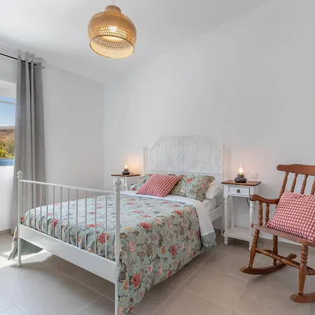 Ternemoyschool Nyaraló