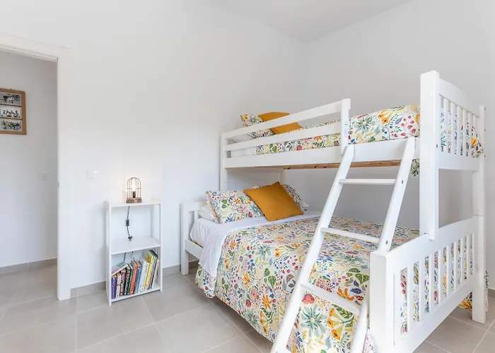 Ternemoyschool Dom wakacyjny *